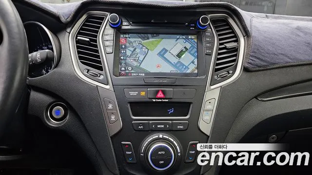 Hyundai Santafe 2015 thumb 5