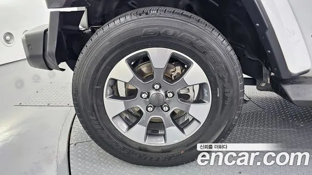 Jeep Wrangler 2022 thumb 5