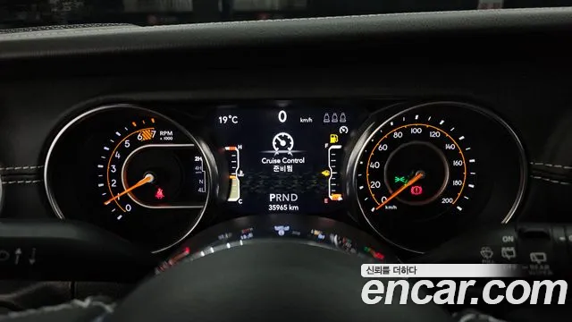 Jeep Wrangler 2022 thumb 4