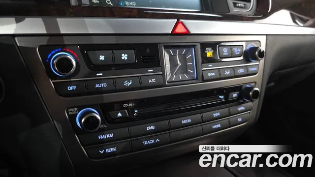Hyundai Genesis 2016 thumb 3