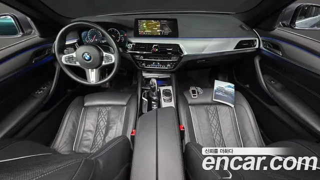 BMW 5 серии 2019 thumb 11