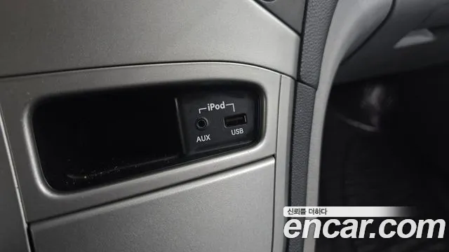 Hyundai Staria 2013 thumb 9