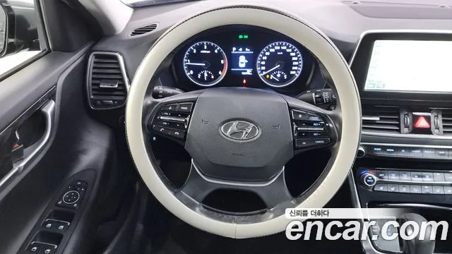 Hyundai Grandeur 2016 thumb 5