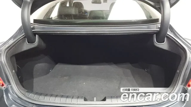 Hyundai Grandeur 2016 thumb 9