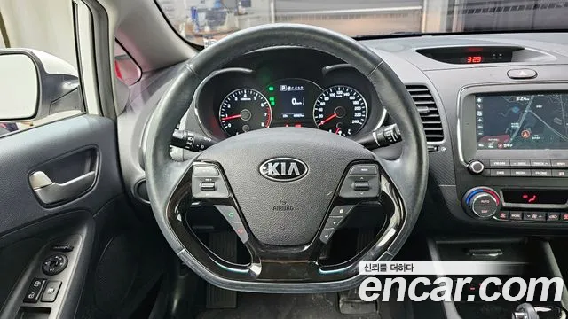 Kia K3 2017 thumb 7