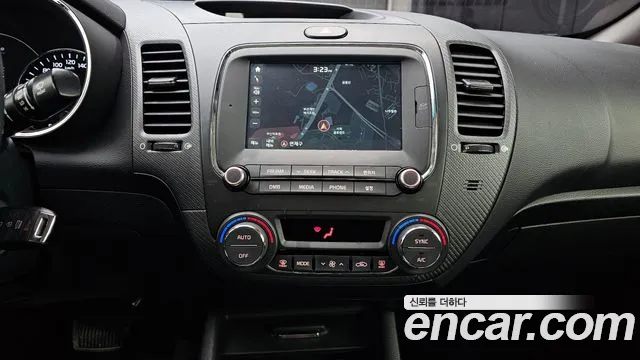 Kia K3 2017 thumb 8