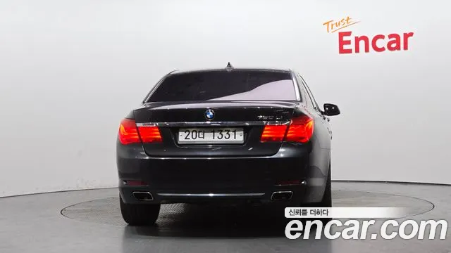 BMW 7 серии 2011 thumb 6