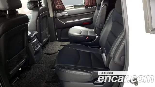KGM Korando 2019 thumb 11