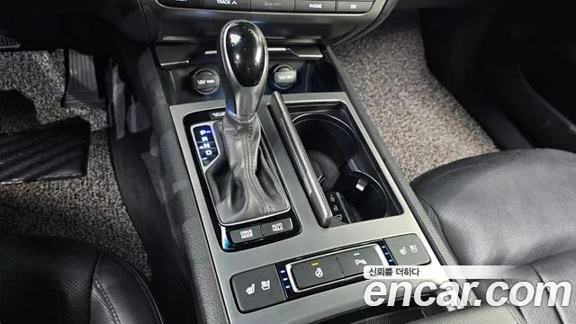 Hyundai Genesis 2015 thumb 10