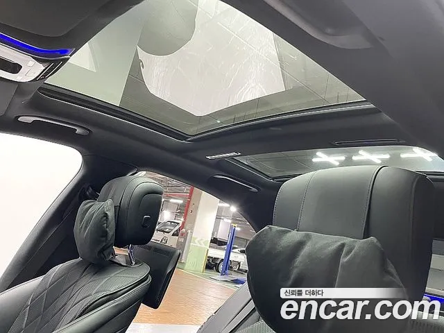 Mercedes-Benz S-Class 2021 thumb 12