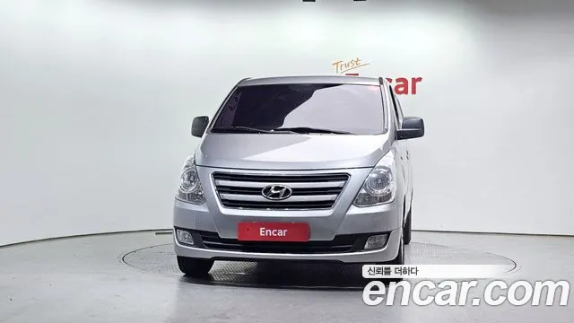 Hyundai Staria 2017 thumb 2