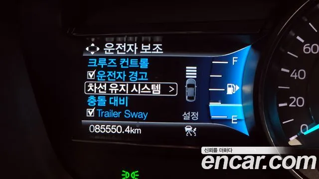 Ford Explorer 2019 thumb 12