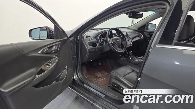 Chevrolet Malibu 2017 thumb 10