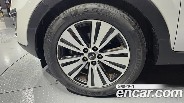 Kia Sportage 2014 thumb 6