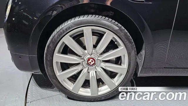 Bentley Flying Spur 2015 thumb 10