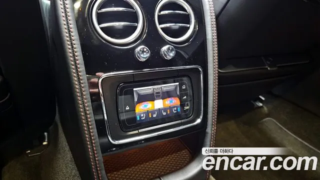 Bentley Flying Spur 2015 thumb 11