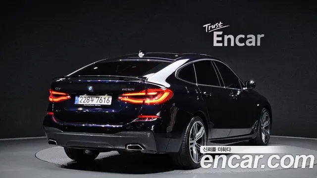 BMW 6 серии Gran Turismo 2023 thumb 10
