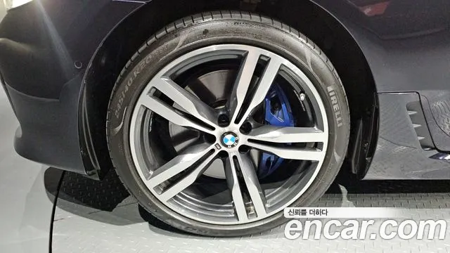 BMW 6 серии Gran Turismo 2023 thumb 11