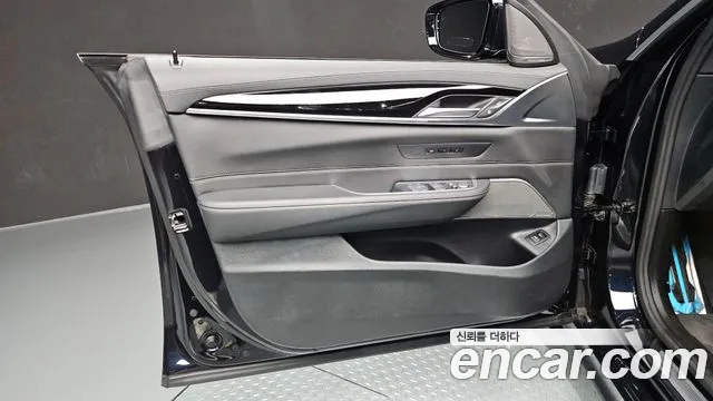 BMW 6 серии Gran Turismo 2023 thumb 12