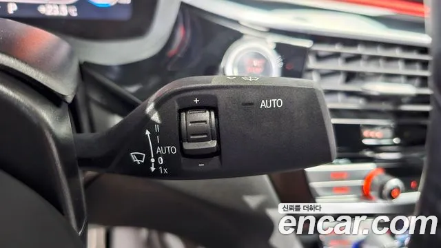 BMW 6 серии Gran Turismo 2023 thumb 9