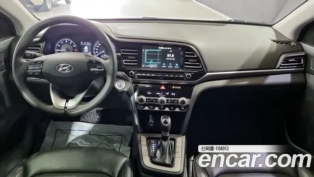 Hyundai Elantra 2018 thumb 4