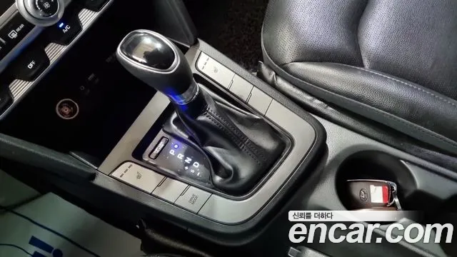 Hyundai Elantra 2018 thumb 8