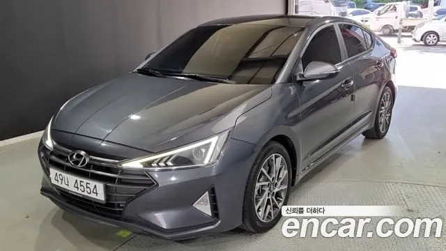 Hyundai Elantra 2018 thumb 2