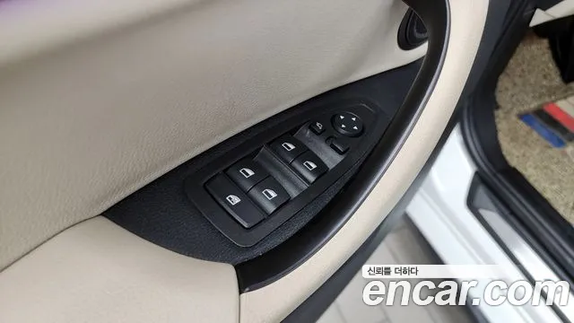 BMW X2 2020 thumb 8