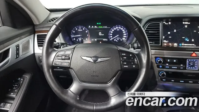 Genesis G80 2019 thumb 2