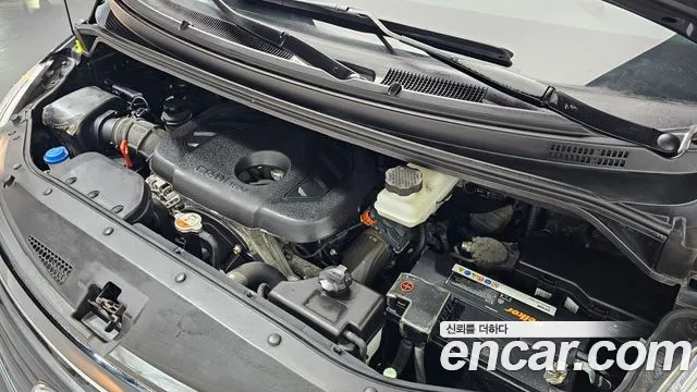 Hyundai Staria 2018 thumb 8