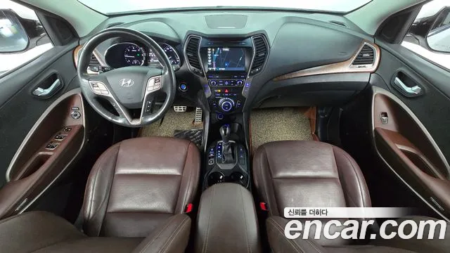 Hyundai Santafe 2016 thumb 12
