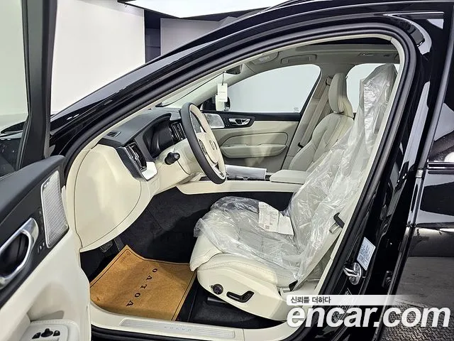 Volvo XC60 2026 thumb 7