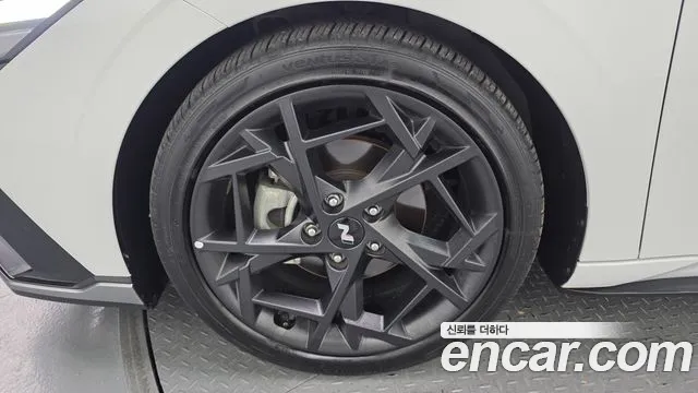 Hyundai Elantra 2023 thumb 11