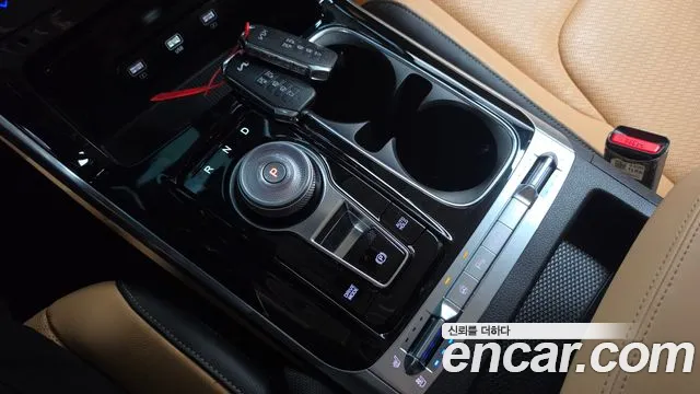 Kia Carnival 2023 thumb 10