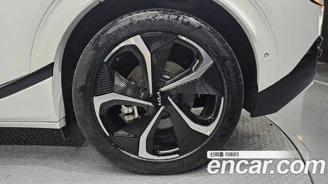 Kia EV6 2022 thumb 10