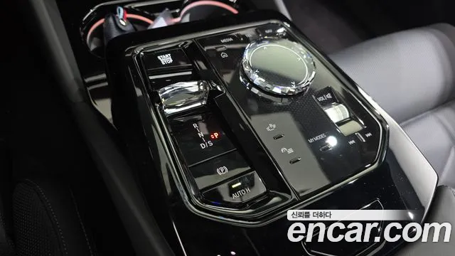 BMW 5 серии 2025 thumb 11