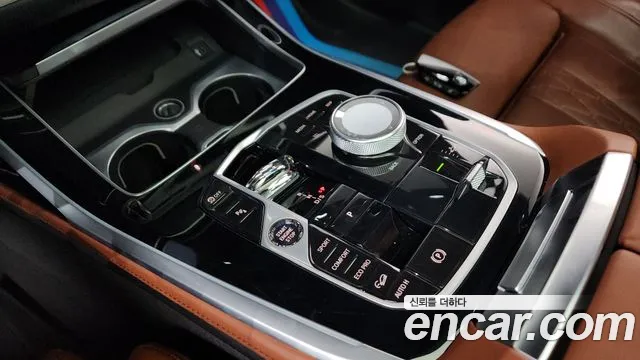 BMW X7 2024 thumb 5