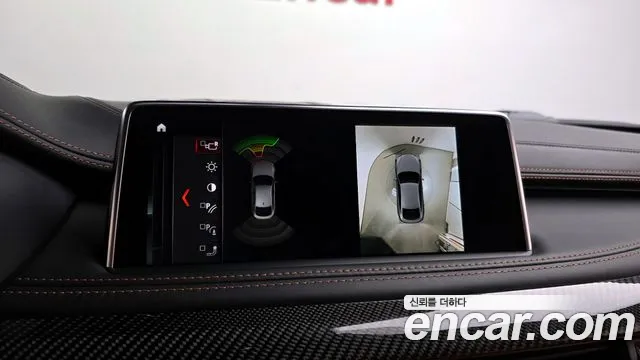 BMW X6M 2019 thumb 10