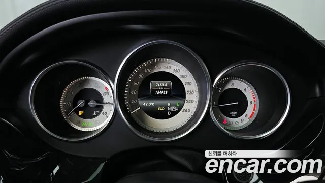 Mercedes-Benz CLS 2015 thumb 2