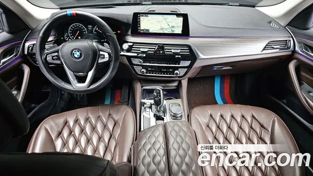 BMW 5 серии 2019 thumb 11