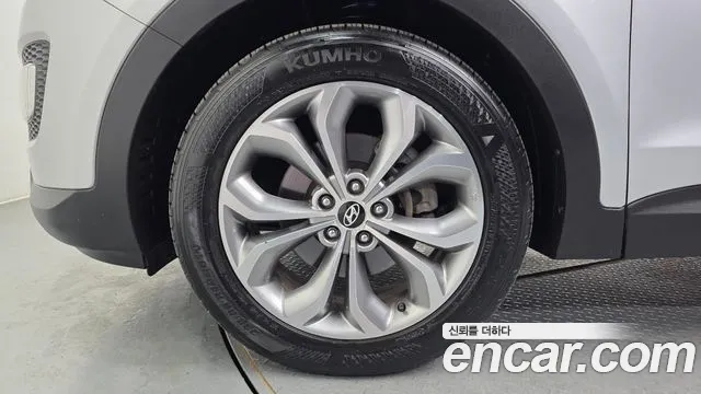 Hyundai DM 2012 thumb 10