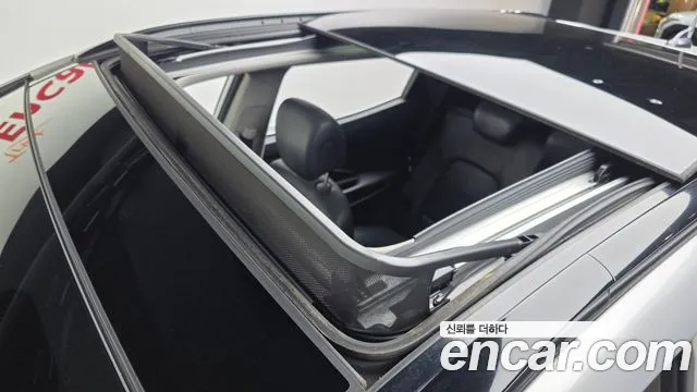 Hyundai DM 2012 thumb 8