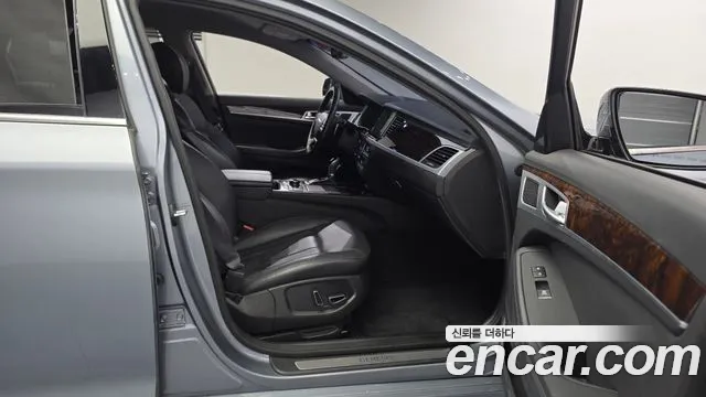 Hyundai Genesis 2014 thumb 6