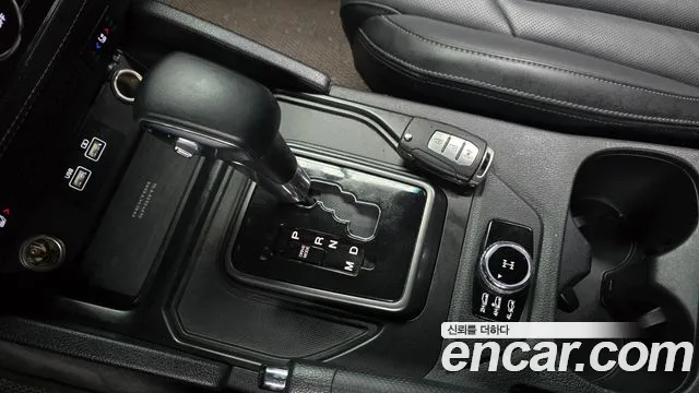 KGM Rexton 2022 thumb 10
