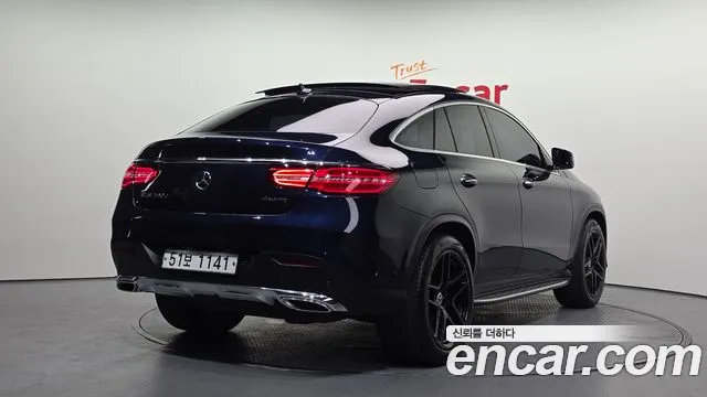 Mercedes-Benz GLE-Класс 2018 thumb 5
