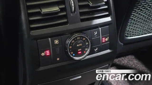 Mercedes-Benz GLE-Класс 2018 thumb 8