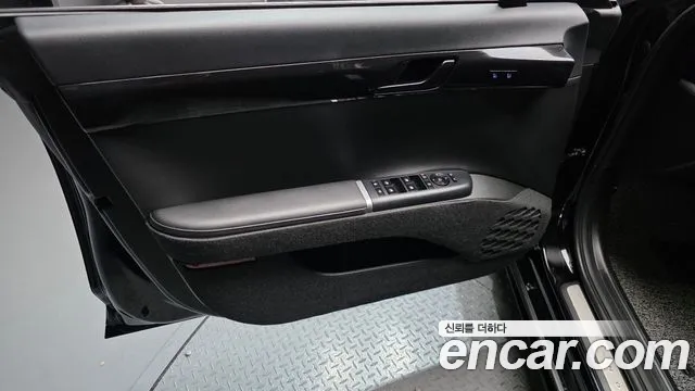 Hyundai Grandeur 2023 thumb 5
