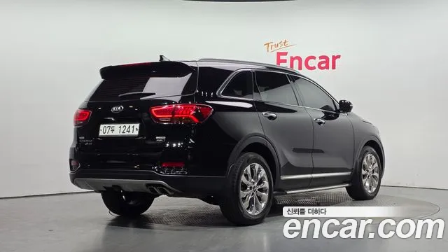 Kia Sorento 2017 thumb 9