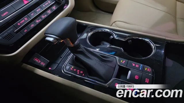 Kia Carnival 2020 thumb 3