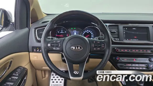 Kia Carnival 2020 thumb 8